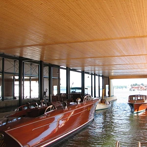 La Duchesse Yacht House