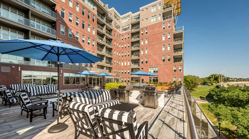 Image description text