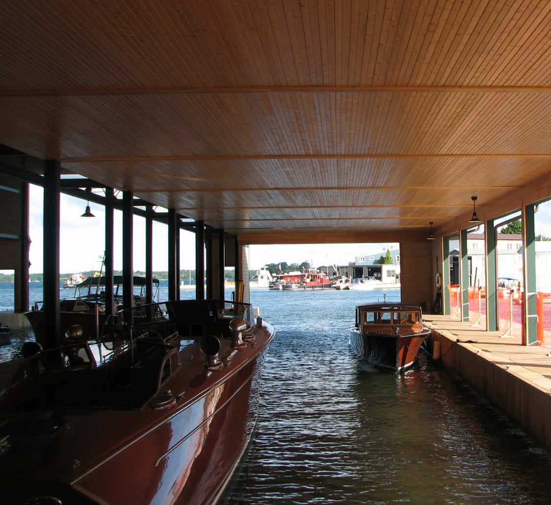 La Duchesse Yacht House